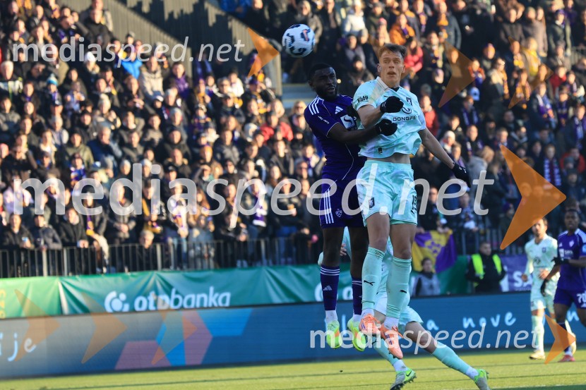 Derbi v Ljudskem vrtu: Maribor in Olimpija brez zmagovalca pred 9.000 navijači