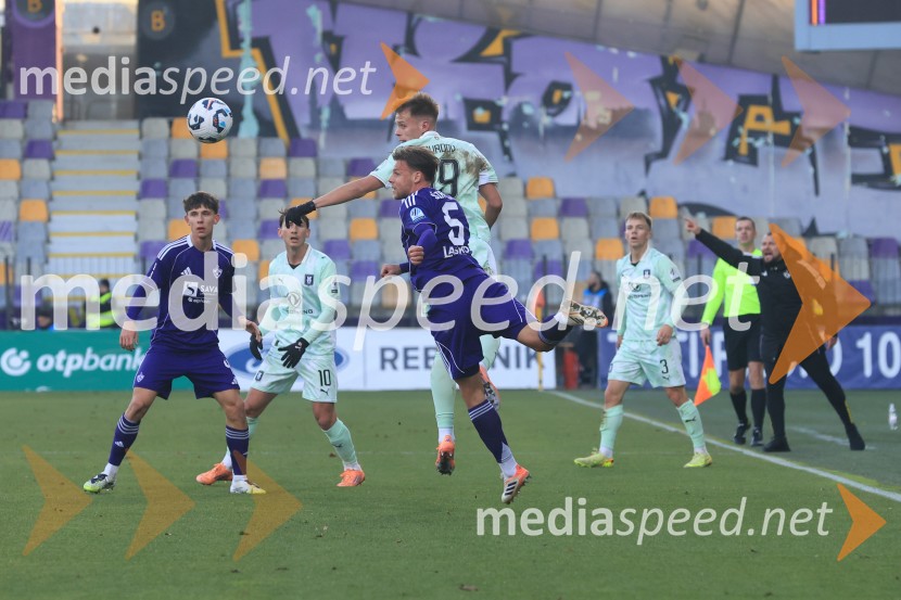 Derbi v Ljudskem vrtu: Maribor in Olimpija brez zmagovalca pred 9.000 navijači