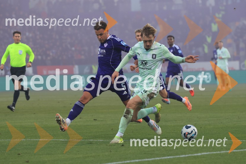 Derbi v Ljudskem vrtu: Maribor in Olimpija brez zmagovalca pred 9.000 navijači