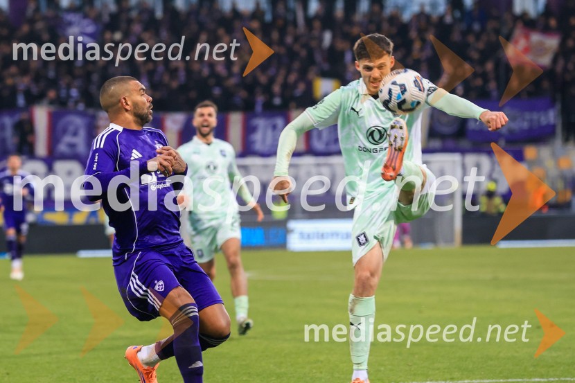 Derbi v Ljudskem vrtu: Maribor in Olimpija brez zmagovalca pred 9.000 navijači