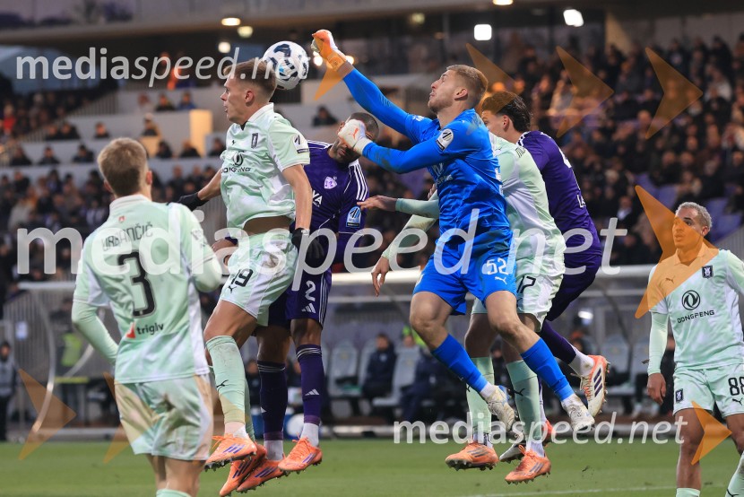  ... ;  ... ;  Jure Rajšp, igralecDerbi v Ljudskem vrtu: Maribor in Olimpija brez zmagovalca pred 9.000 navijači