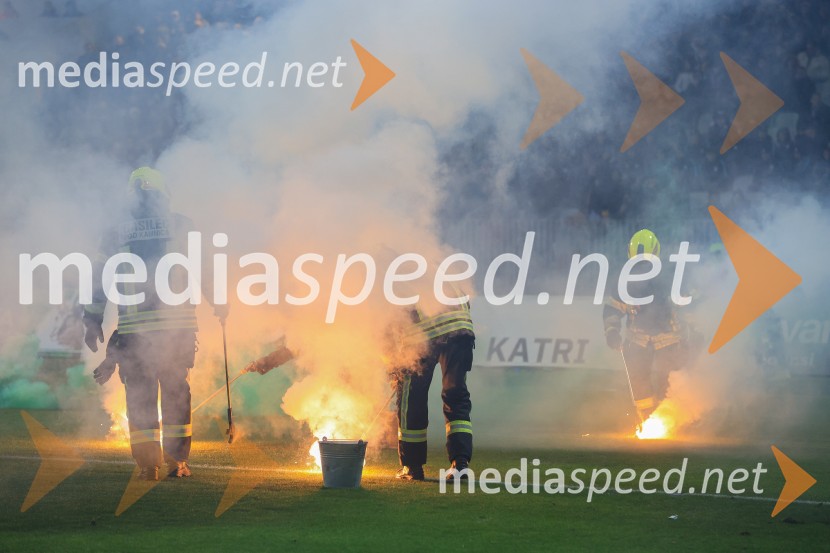 Derbi v Ljudskem vrtu: Maribor in Olimpija brez zmagovalca pred 9.000 navijači