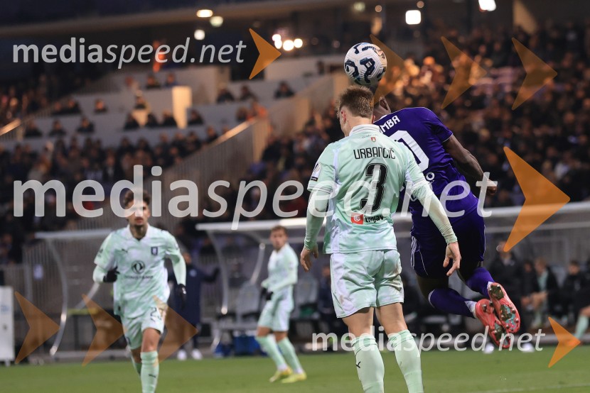 Derbi v Ljudskem vrtu: Maribor in Olimpija brez zmagovalca pred 9.000 navijači