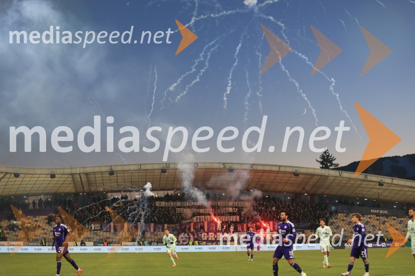 Derbi v Ljudskem vrtu: Maribor in Olimpija brez zmagovalca pred 9.000 navijači