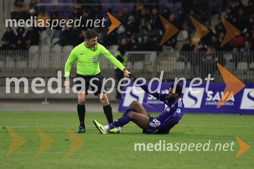 Derbi v Ljudskem vrtu: Maribor in Olimpija brez zmagovalca pred 9.000 navijači