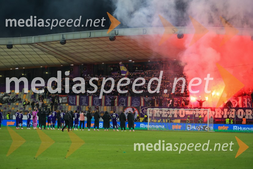 Derbi v Ljudskem vrtu: Maribor in Olimpija brez zmagovalca pred 9.000 navijači