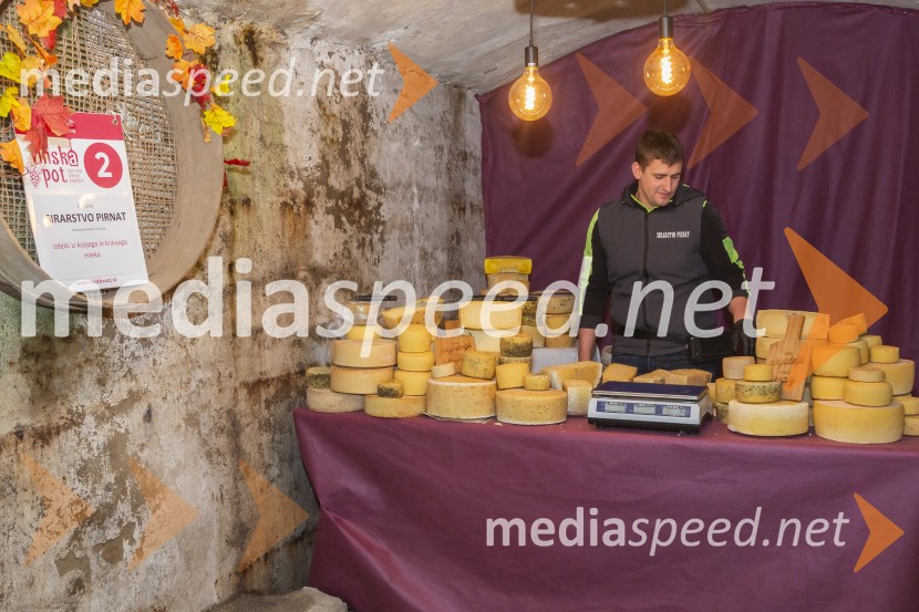 Vinska pot v rovih pod starim Kranjem 2025, petek