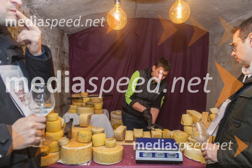 Vinska pot v rovih pod starim Kranjem 2025, petek