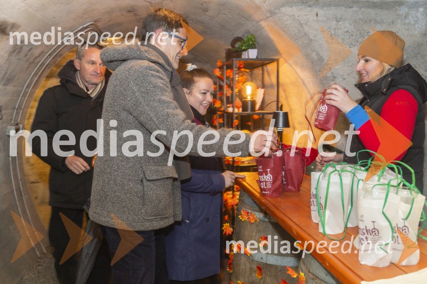 Vinska pot v rovih pod starim Kranjem 2025, petek