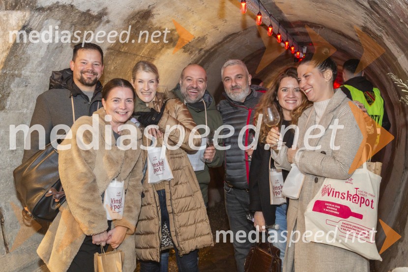 Vinska pot v rovih pod starim Kranjem 2025, petek