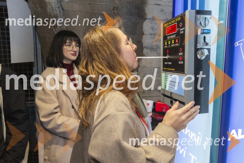 Vinska pot v rovih pod starim Kranjem 2025, petek