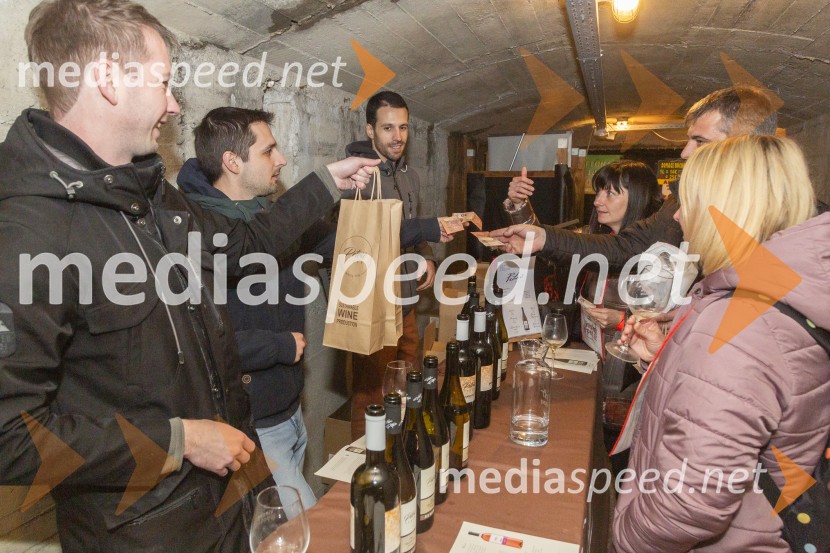 Vinska pot v rovih pod starim Kranjem 2025, petek