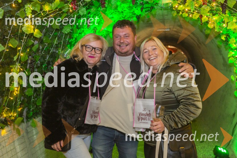 Vinska pot v rovih pod starim Kranjem 2025, petek