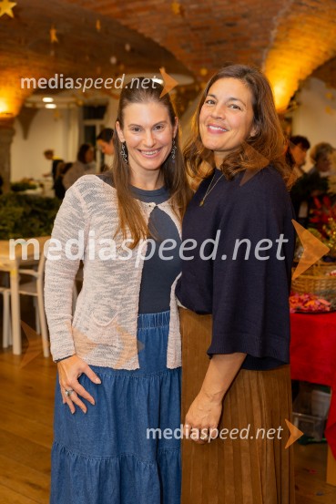 Pletenje adventnih venčkov za božični semenj Waldorfske šole Ljubljana