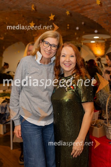 Pletenje adventnih venčkov za božični semenj Waldorfske šole Ljubljana