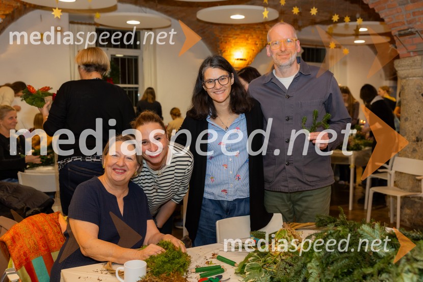 Pletenje adventnih venčkov za božični semenj Waldorfske šole Ljubljana