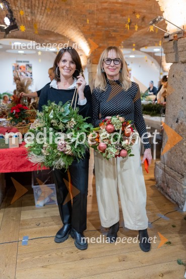 Pletenje adventnih venčkov za božični semenj Waldorfske šole Ljubljana
