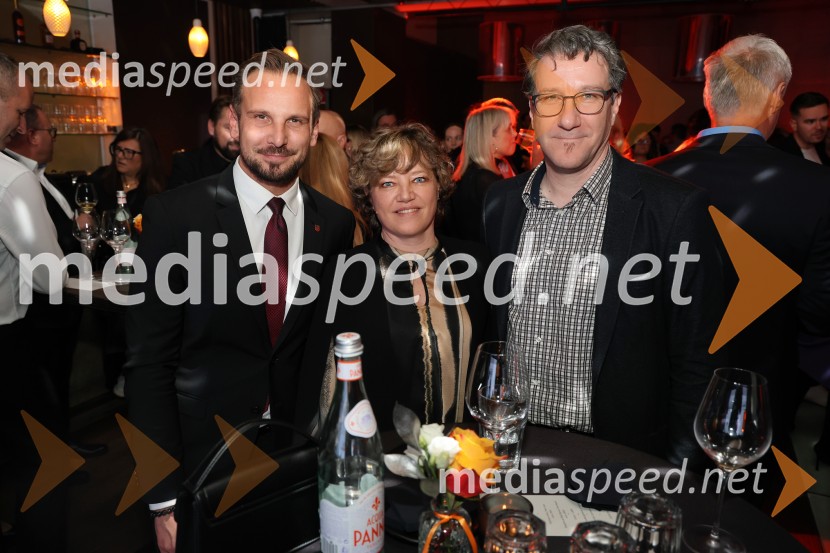 Časnik Večer praznoval 80 let