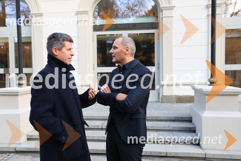  Matevž Čelik Vidmar, direktor Muzeja za arhitekturo in oblikovanje;  Danilo Rošker, direktor SNG MariborMinistrica dr. Asta Vrečko v SNG Maribor: energetska sanacija uspešno zaključena