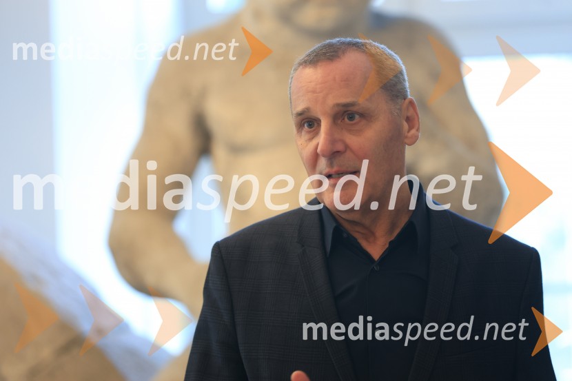  Danilo Rošker, direktor SNG MariborMinistrica dr. Asta Vrečko v SNG Maribor: energetska sanacija uspešno zaključena