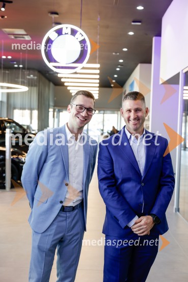 Srečanje v prenovljenem salonu AutoWallis Ljubljana