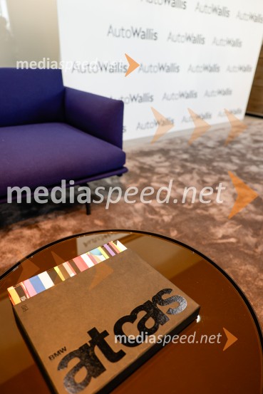 Srečanje v prenovljenem salonu AutoWallis Ljubljana