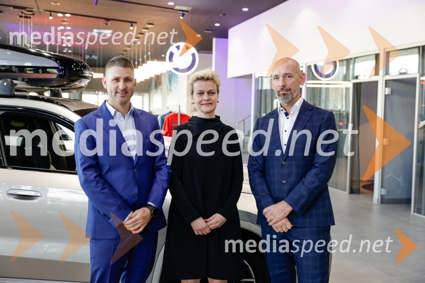 Srečanje v prenovljenem salonu AutoWallis Ljubljana