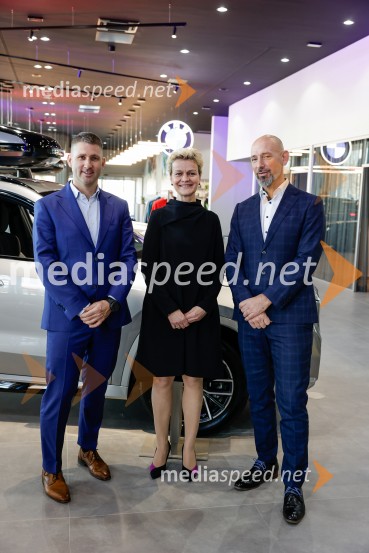 Srečanje v prenovljenem salonu AutoWallis Ljubljana