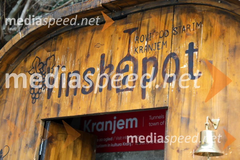 Vinska pot v rovih pod starim Kranjem 2025, sobota