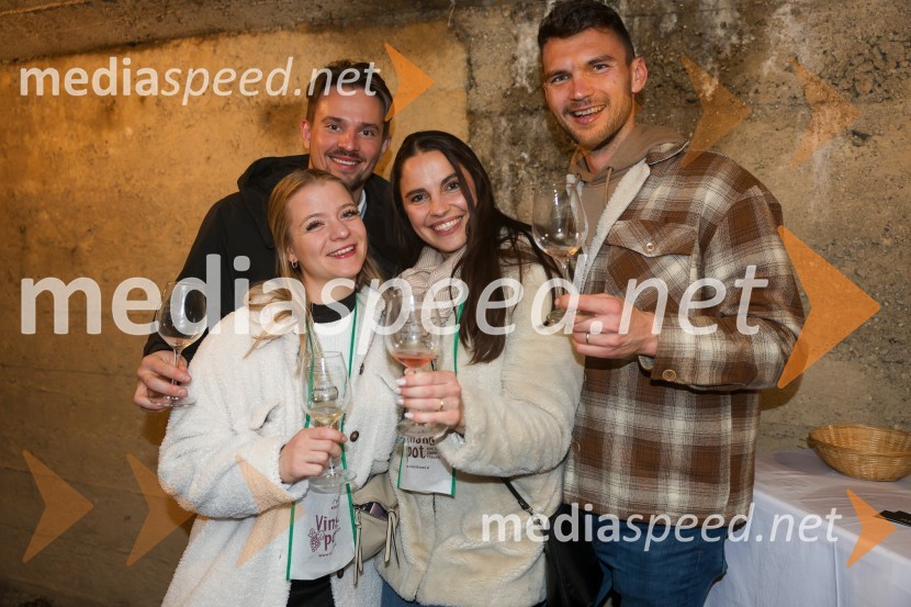 Vinska pot v rovih pod starim Kranjem 2025, sobota