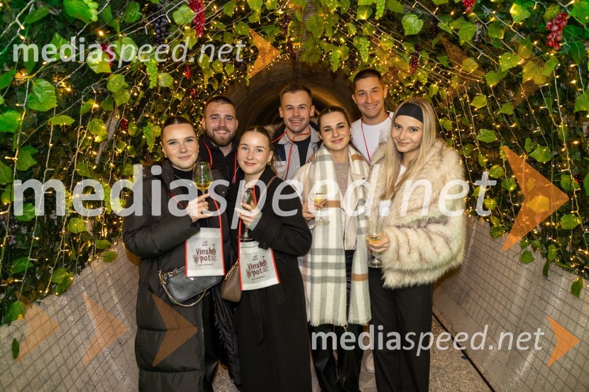 Vinska pot v rovih pod starim Kranjem 2025, sobota