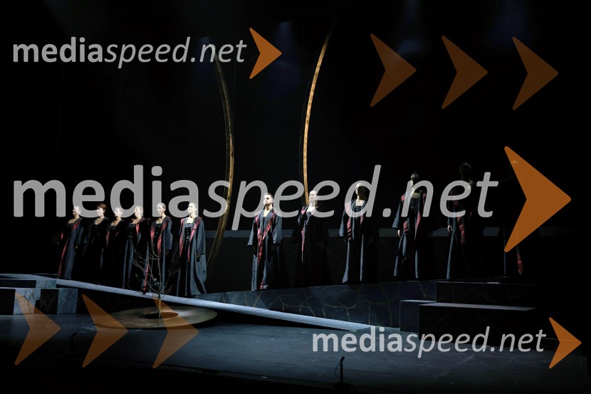 Opera Blühen (Razcvet), premiera