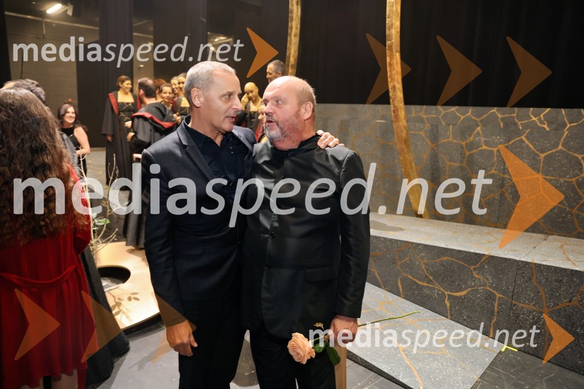  Danilo Rošker, direktor SNG Maribor;  ... Opera Blühen (Razcvet), premiera