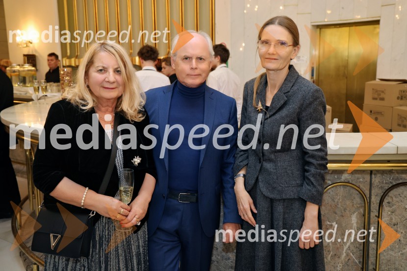  ... ;  Milan Predan, veleposlanik Republike Slovenije v Republiki Severni Makedoniji;  ... Opera Blühen (Razcvet), premiera