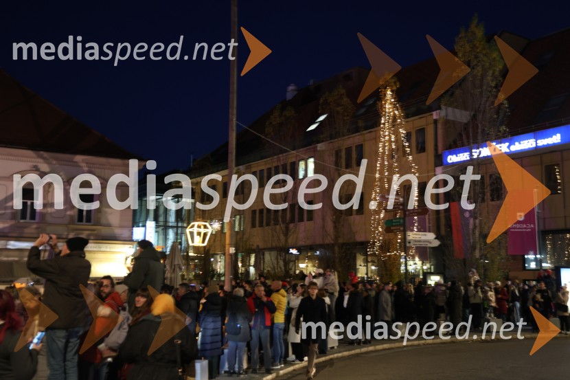 Prižig prazničnih lučk v Mariboru 2025