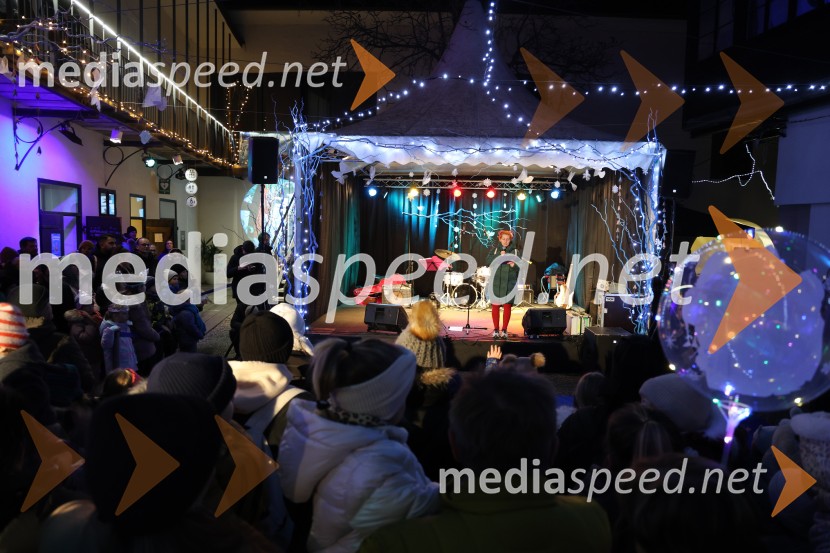 Prižig prazničnih lučk v Mariboru 2025