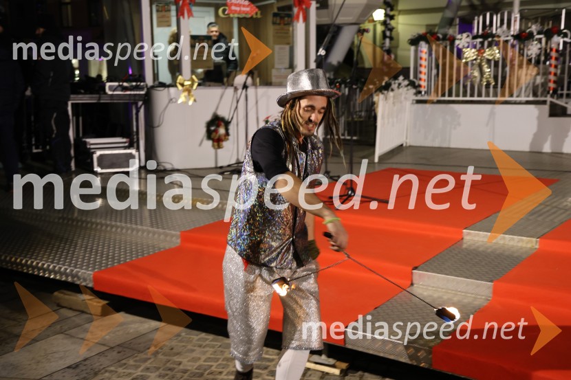 Prižig prazničnih lučk v Mariboru 2025