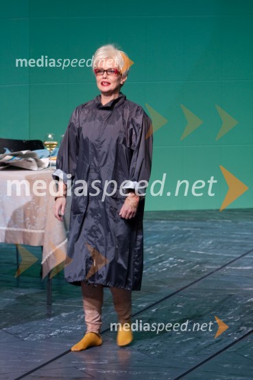 Jette Ostan Vejrup, igralkaReklame, seks in požrtija, premiera v MGL