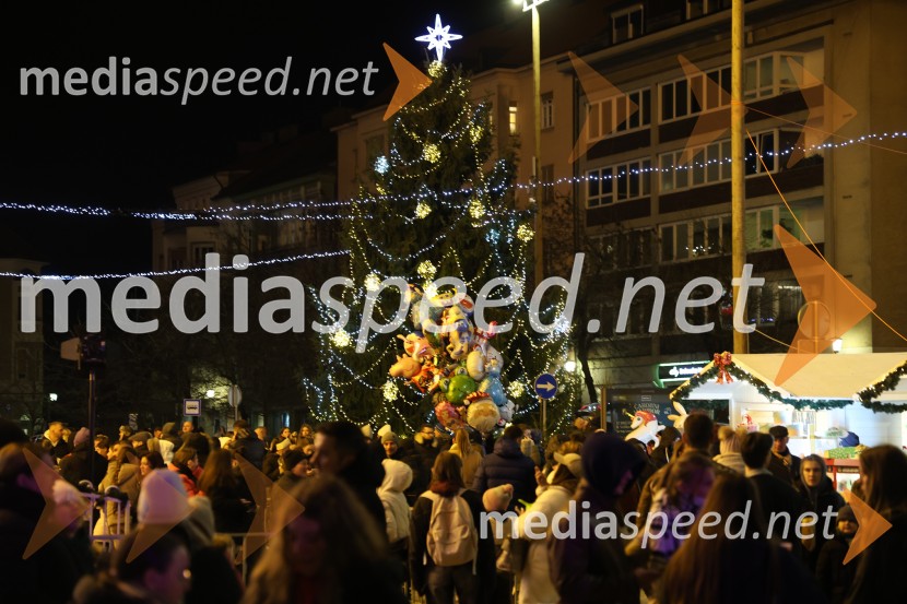 Prižig prazničnih lučk v Mariboru 2025