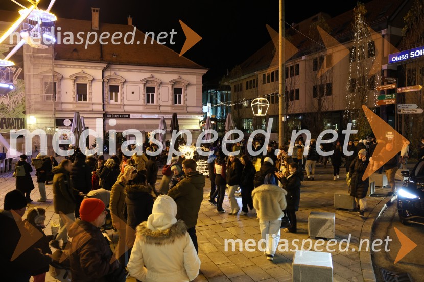 Prižig prazničnih lučk v Mariboru 2025