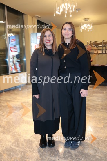 Fantazijska satira Zmaj, premiera MGL