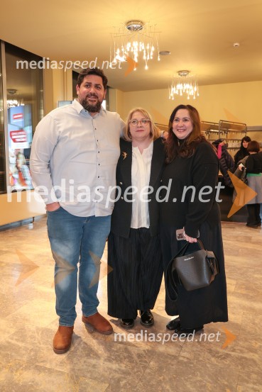  Boštjan Gorenc - Pižama, pisatelj, prevajalec, stand up komik;  ... ;  ... Fantazijska satira Zmaj, premiera MGL