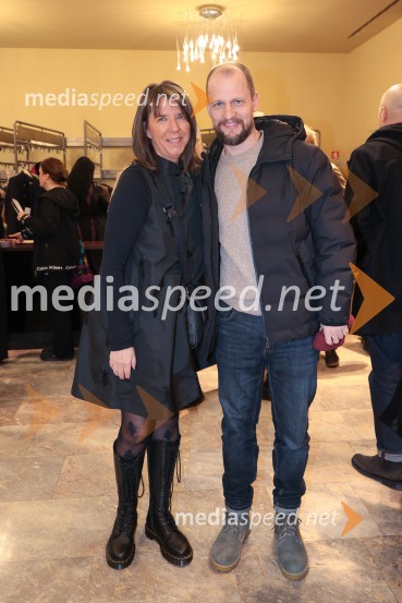  Barbara Rogelj, vodja humanističnega in kulturno-vzgojnega programa, Cankarjev dom;  ... Fantazijska satira Zmaj, premiera MGL