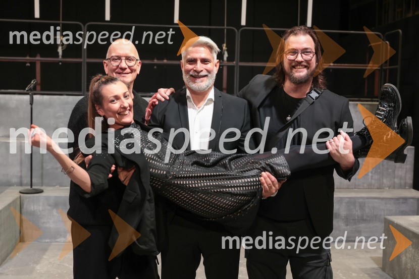  ... ;  ... ;  Sebastian Cavazza, dramski in filmski igralec;  ... Fantazijska satira Zmaj, premiera MGL