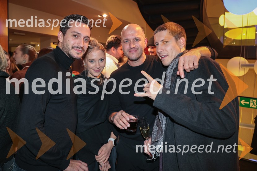 Fantazijska satira Zmaj, premiera MGL