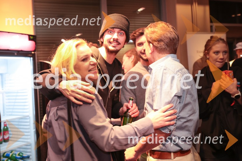 Fantazijska satira Zmaj, premiera MGL