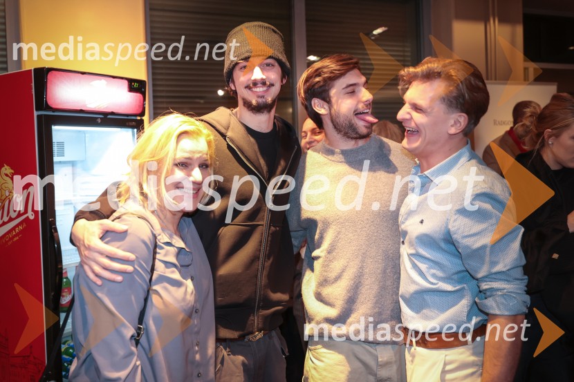  Karin Komljanec, igralka;  Val Fürst, PTČ;  Urban Koritnik, Jet Black DiamondsFantazijska satira Zmaj, premiera MGL