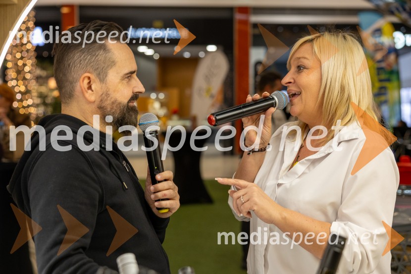  Janko Simon Klanfer, urednik, Radio Fantasy;  Natalija Kleiderman, Vinogradništvo KrainzPubec 2025 v Citycentru Celje