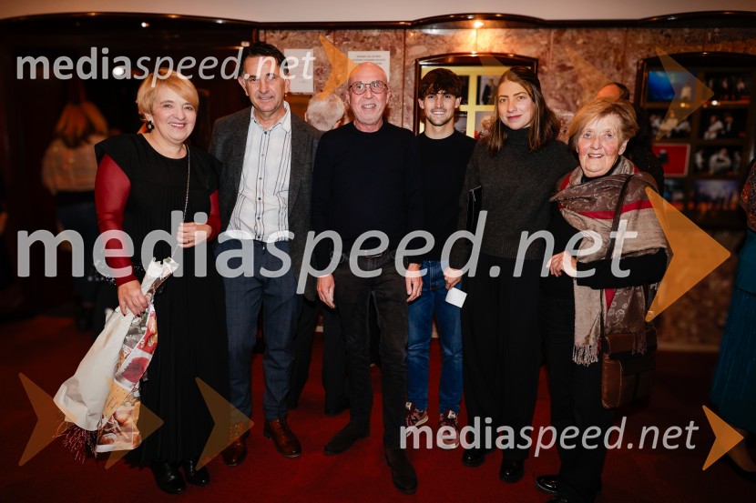 Lepotna kraljica Leenana, premiera Prešernovo gledališče Kranj