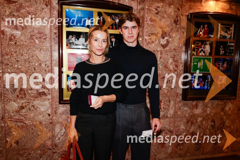 Lepotna kraljica Leenana, premiera Prešernovo gledališče Kranj